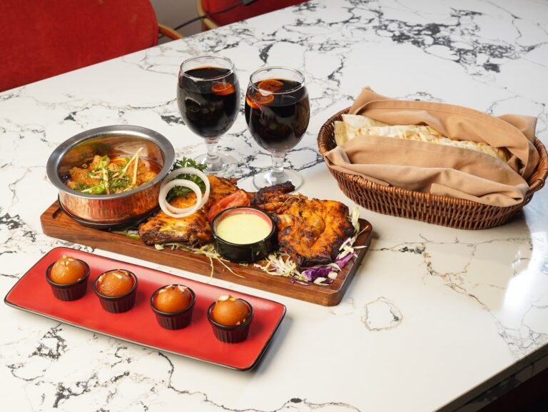 Lunch Deal 2 – Chicken Handi & Tikka